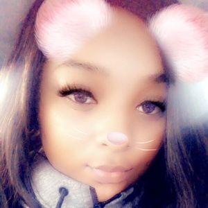 Meet your Posher, Tanesha